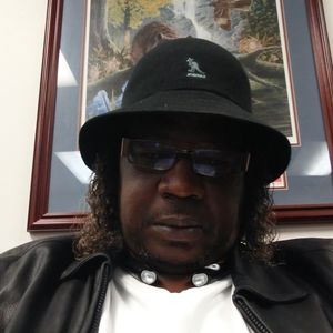 Meet your Posher, Gregory